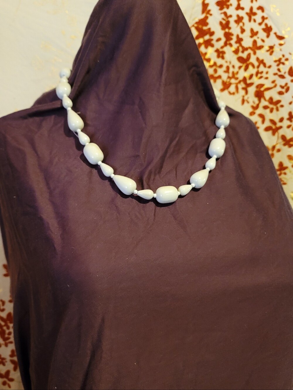 Vintage Teardrop Shape Beaded Necklace